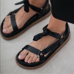 ALOHAS Tied Together Black Sandal // size 38